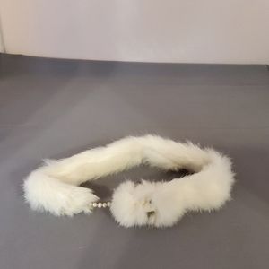 Vintage 1950s white fur collar